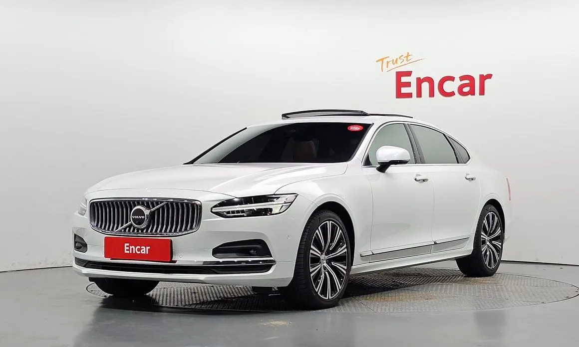 Volvo S90 — фото 1