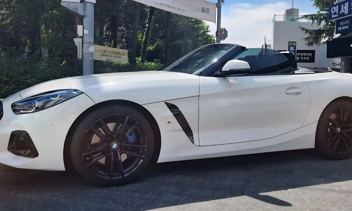BMW Z4 — фото 10