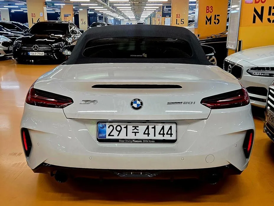 BMW Z4 — фото 9