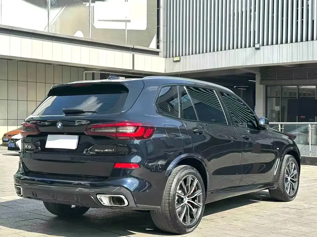 BMW X5 — фото 2