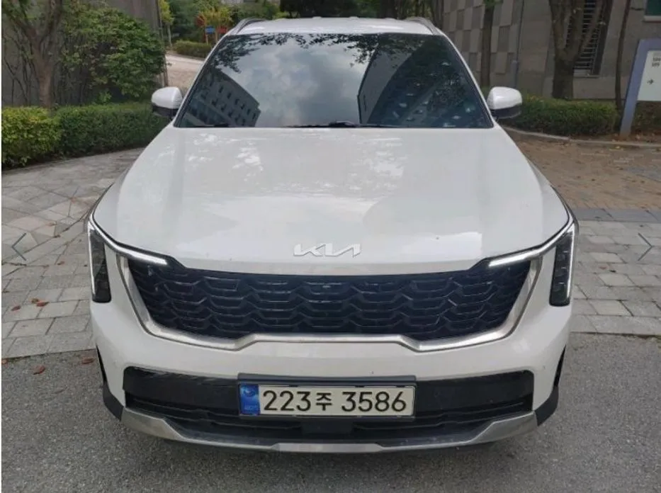 Kia Sorento — фото 1