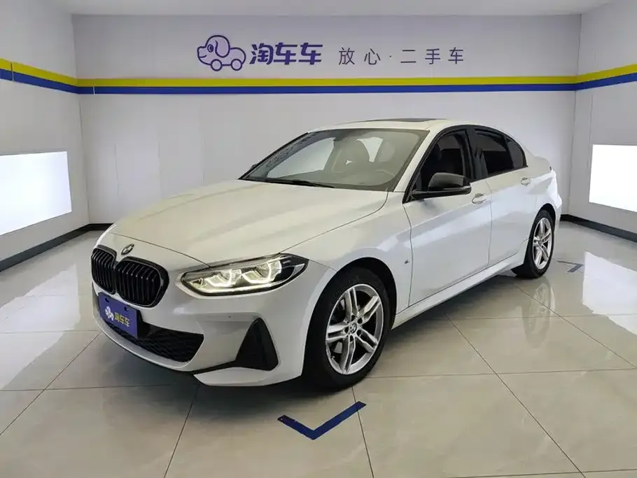 BMW 1 Series — фото 1