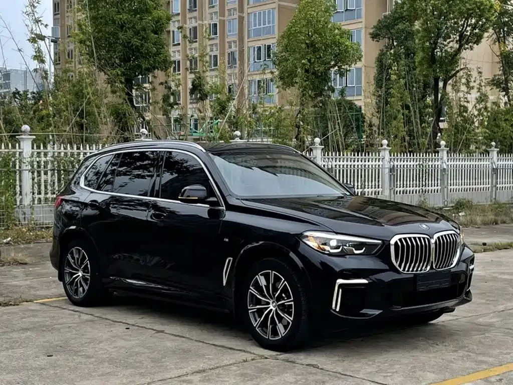 BMW X5 — фото 7
