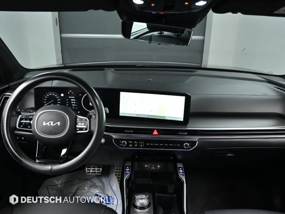 Kia Sorento — фото 8
