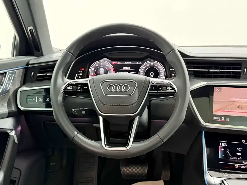 Audi A6L — фото 8