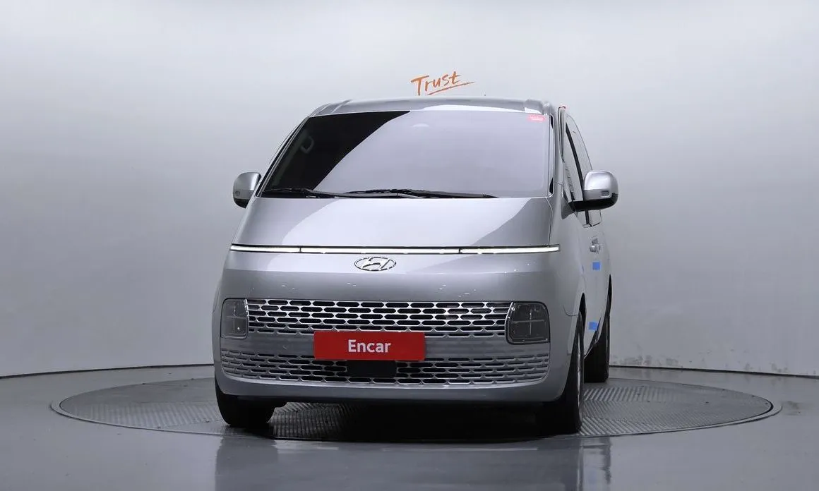Hyundai Staria — фото 2