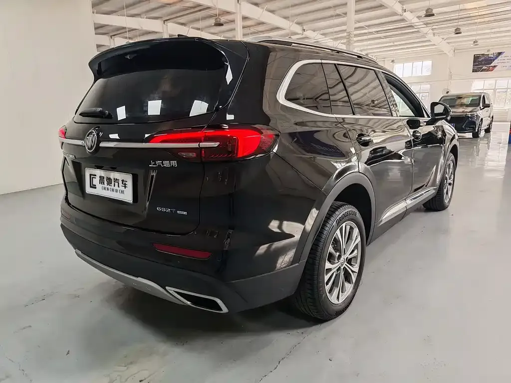 Buick Envision Plus — фото 3