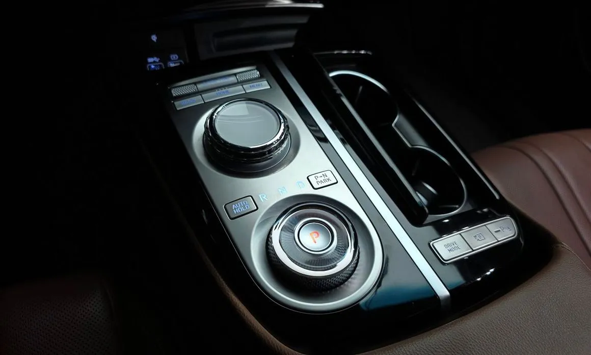 Genesis G80 — фото 10