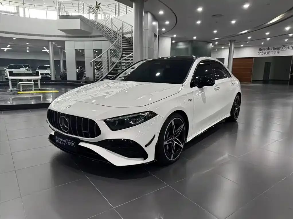 Mercedes-Benz A-Class AMG — фото 1