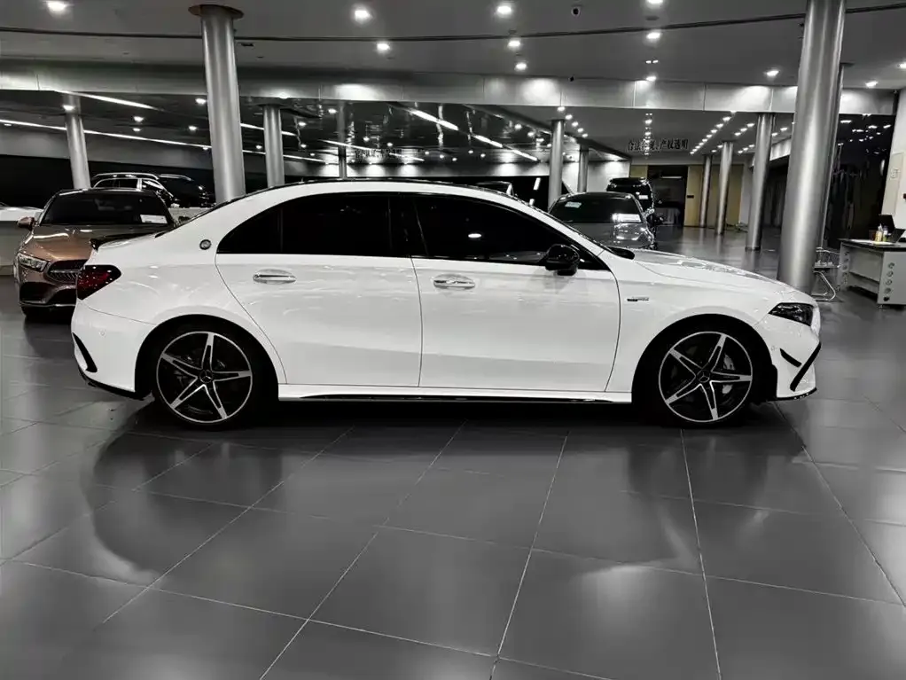 Mercedes-Benz A-Class AMG — фото 5