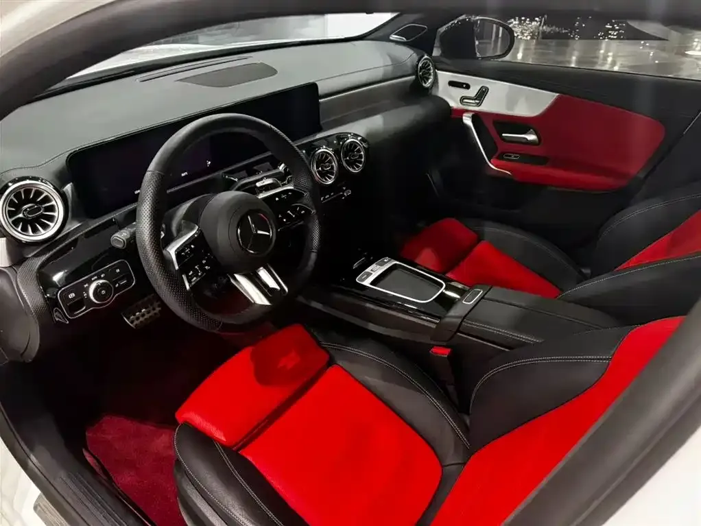 Mercedes-Benz A-Class AMG — фото 9