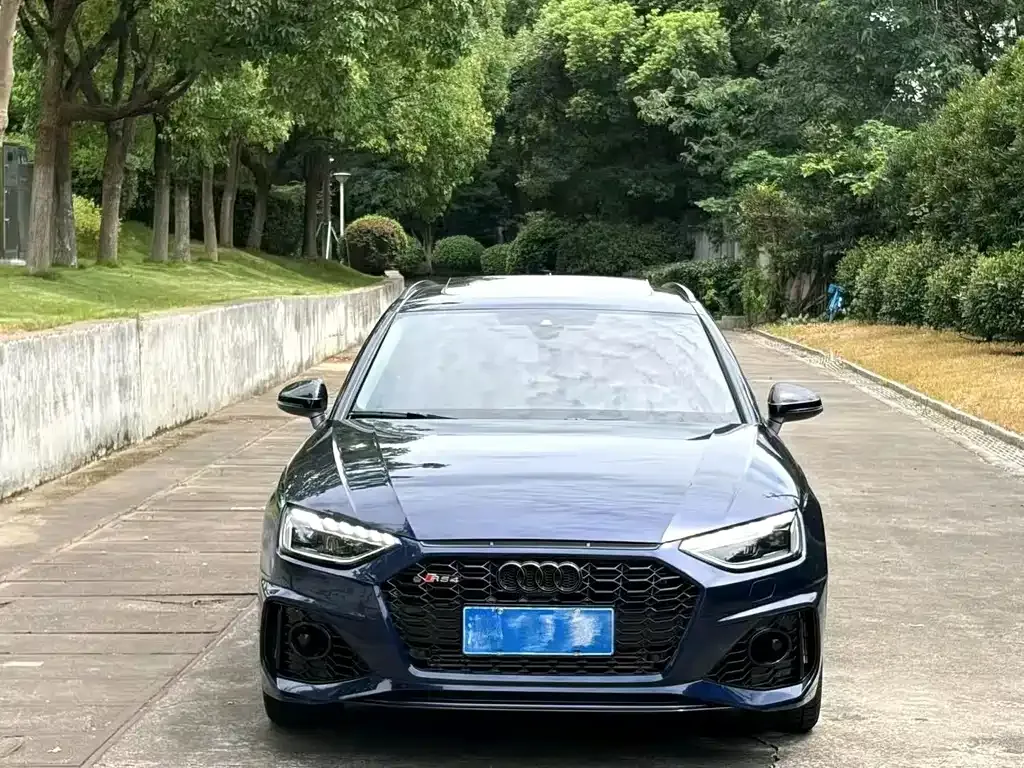 Audi A4 (Import) — фото 3