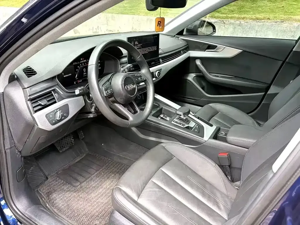 Audi A4 (Import) — фото 8