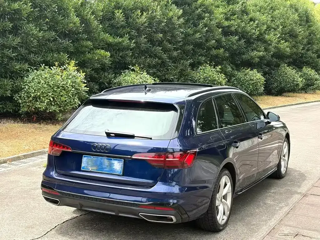Audi A4 (Import) — фото 9