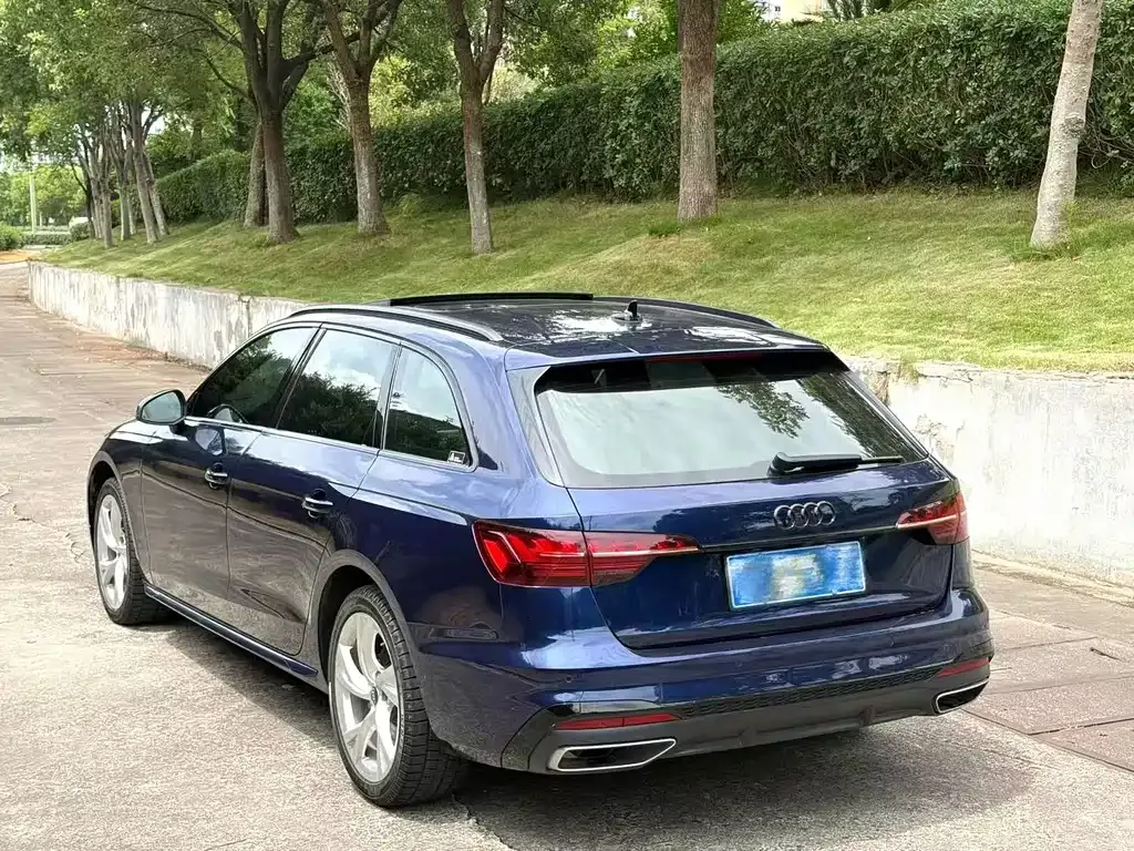 Audi A4 (Import) — фото 6