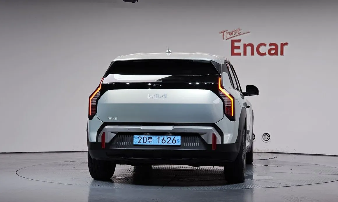 Kia EV3 — фото 3