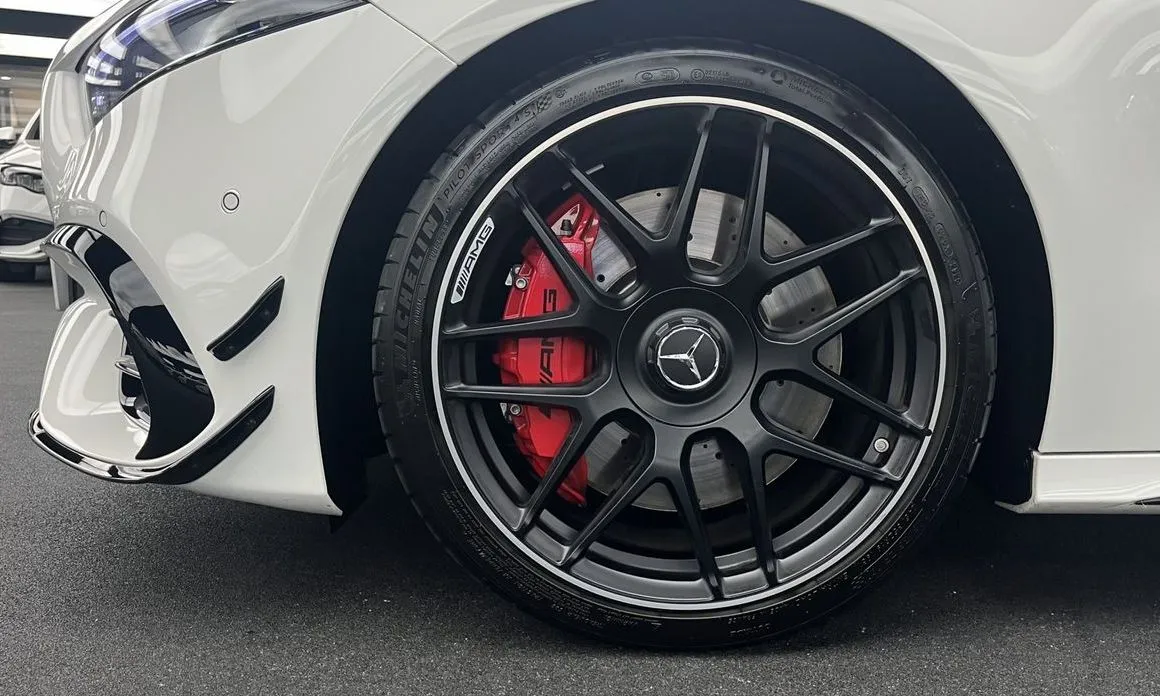 Mercedes-Benz A-Class — фото 10