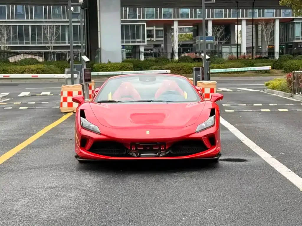 Ferrari F8 — фото 5
