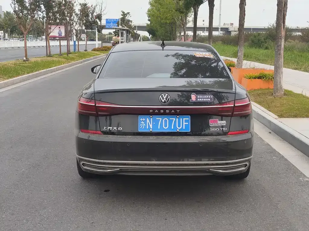 Volkswagen Passat — фото 5