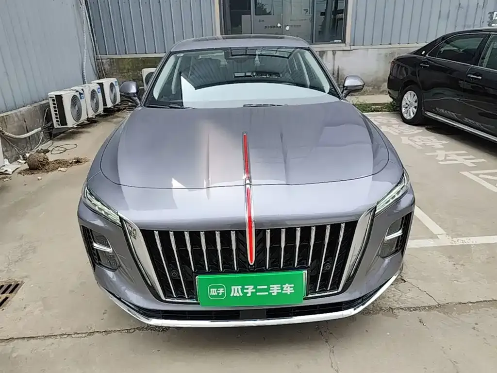 Hongqi H5 PHEV — фото 2