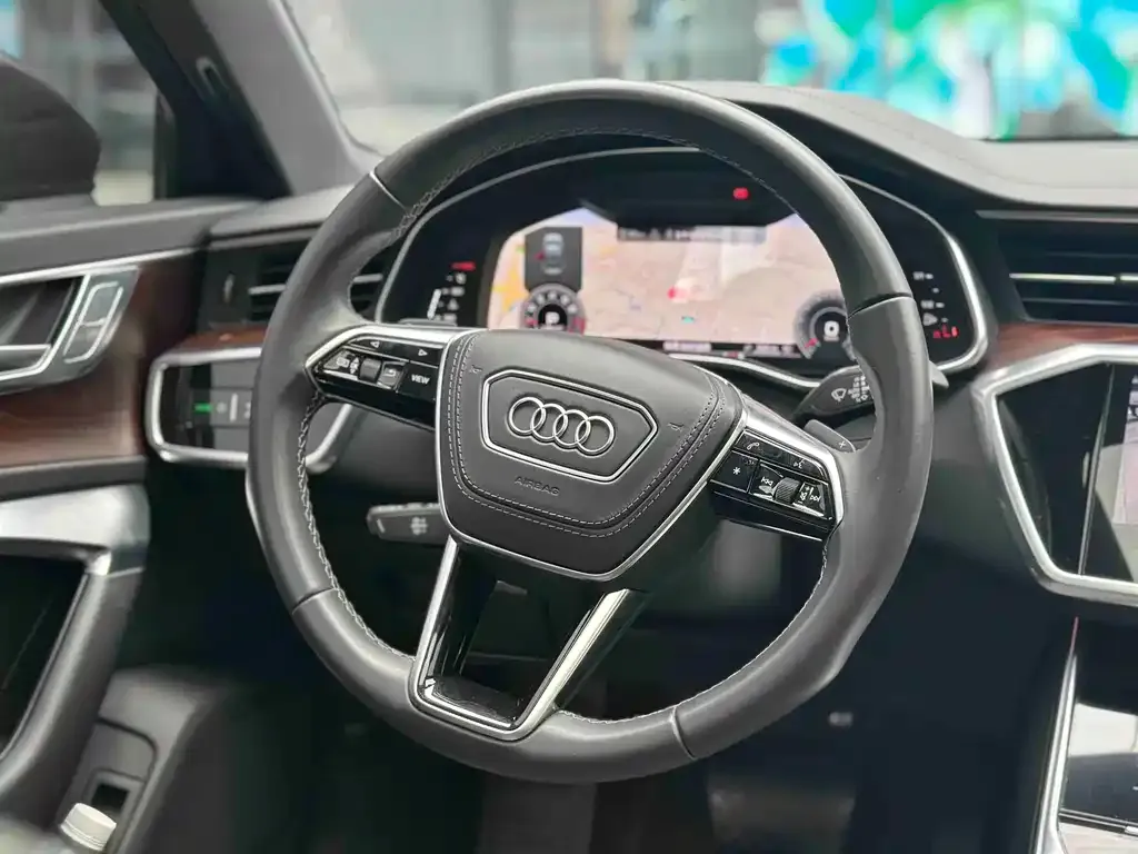 Audi A6L — фото 2