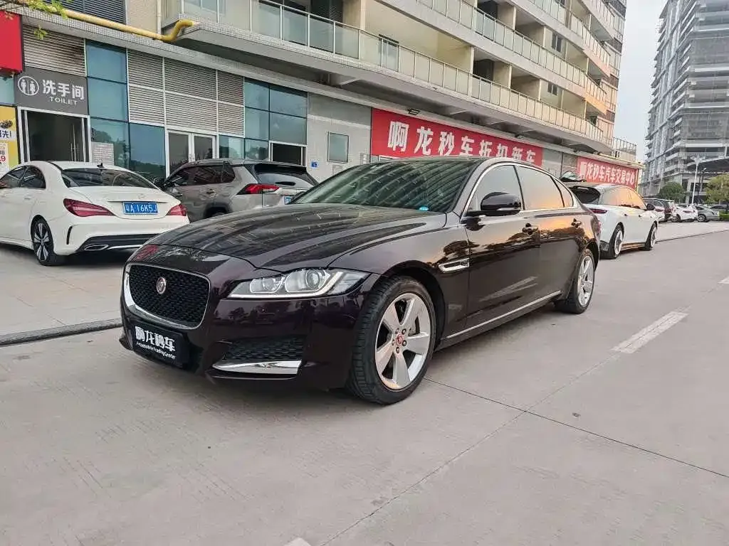 Jaguar XFL — фото 1