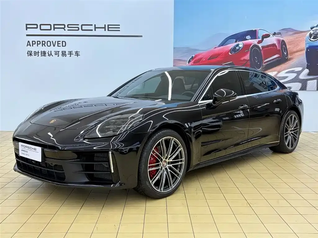 Porsche Panamera — фото 1