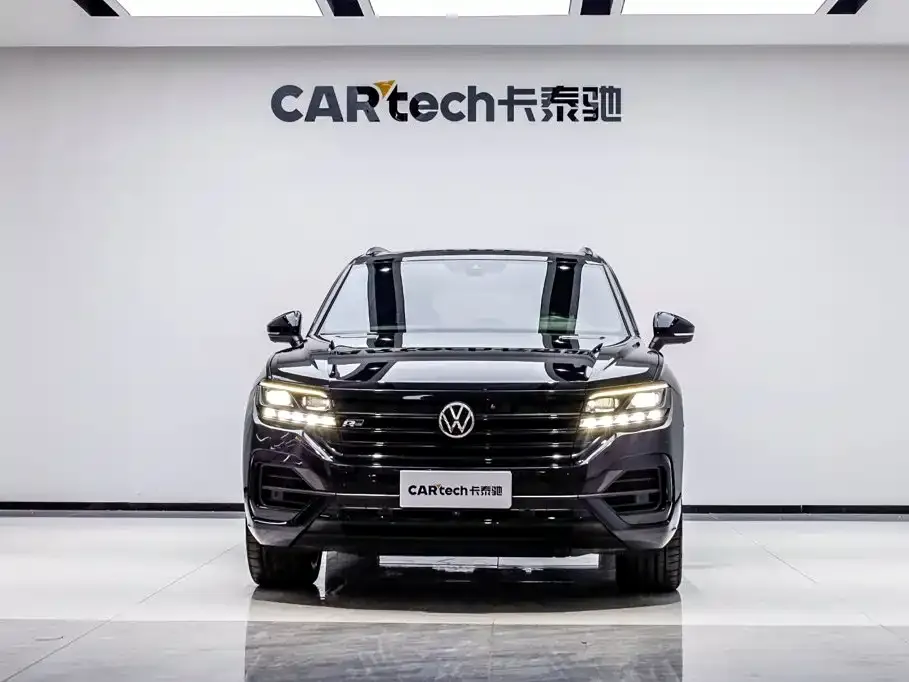 Volkswagen Touareg — фото 2