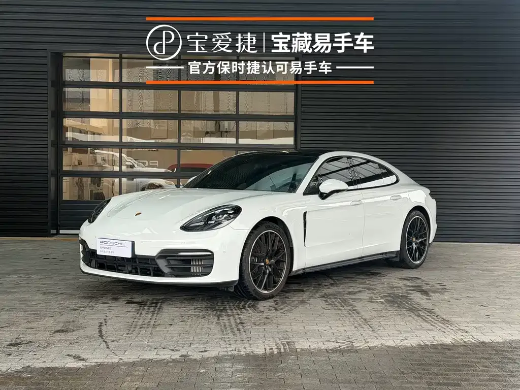 Porsche Panamera — фото 1