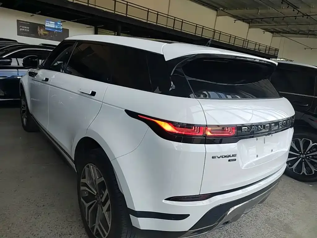 Land Rover Evoque — фото 7