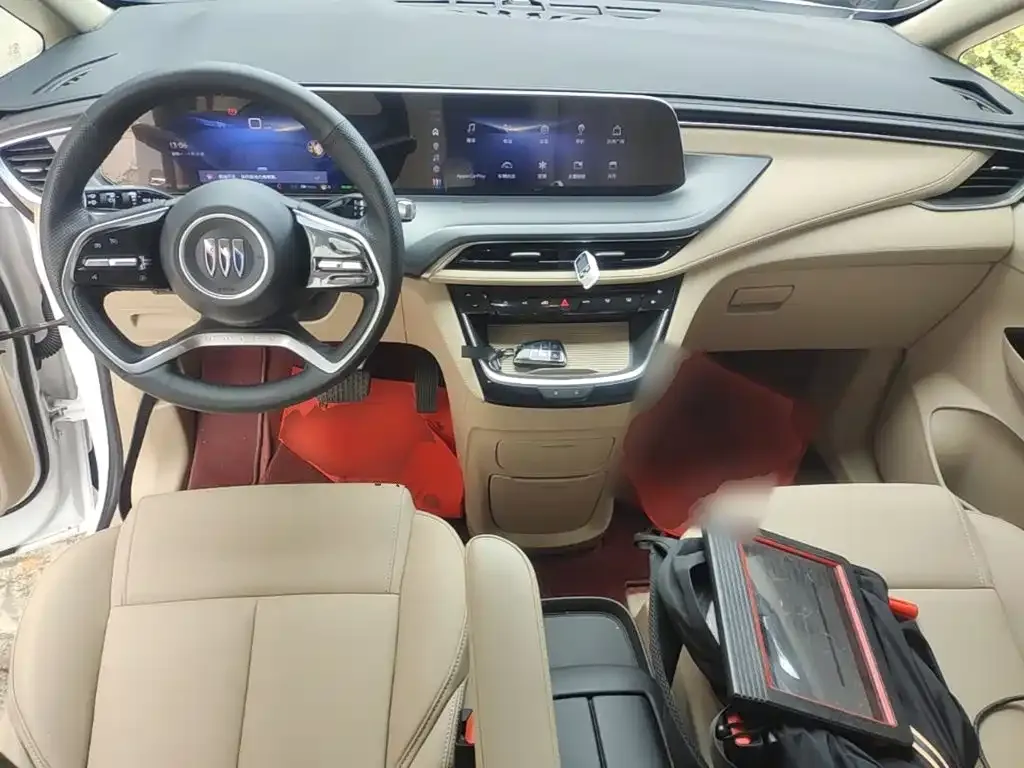 Buick GL8 Hybrid — фото 10