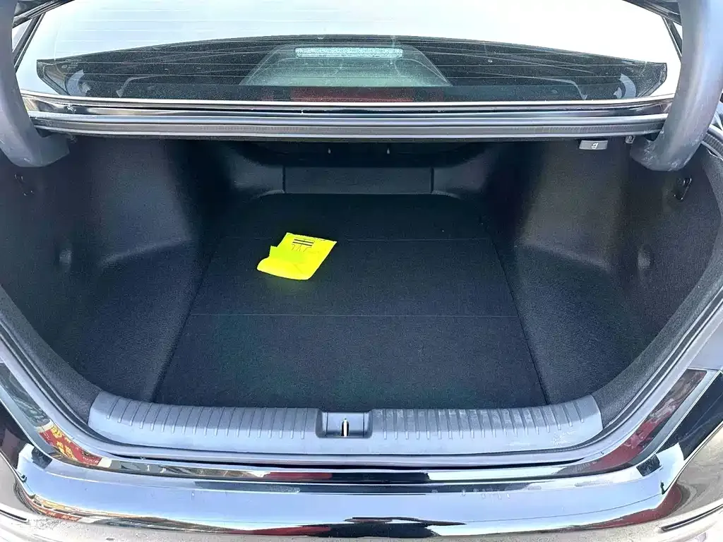 Honda Accord — фото 10
