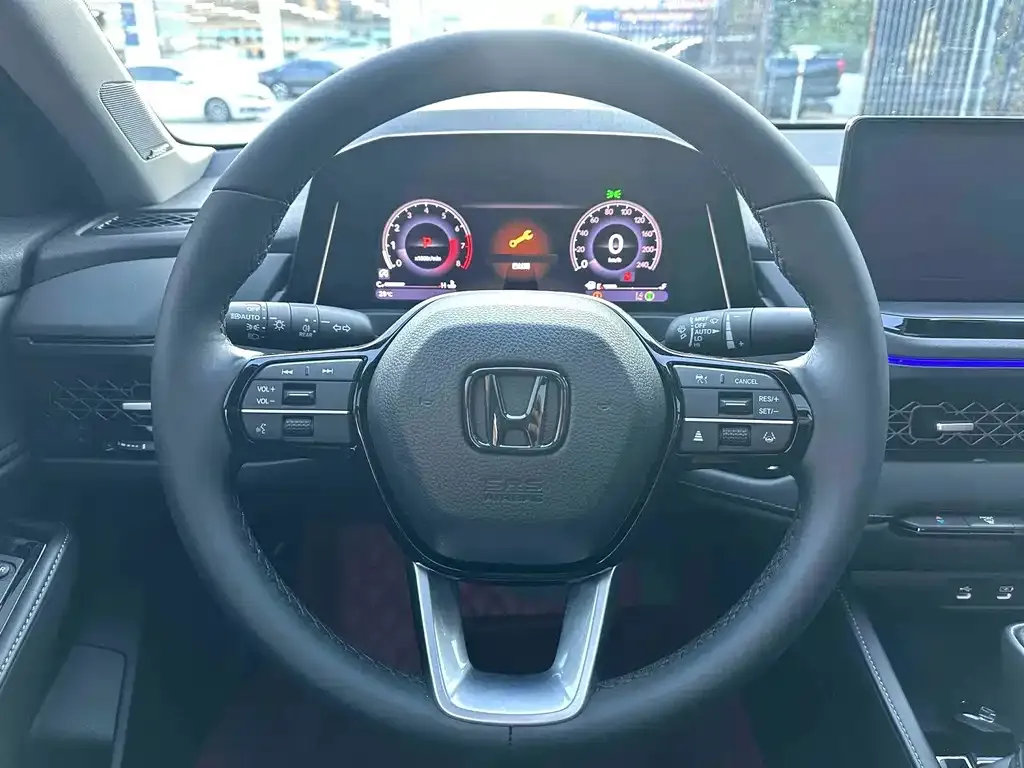 Honda Accord — фото 8