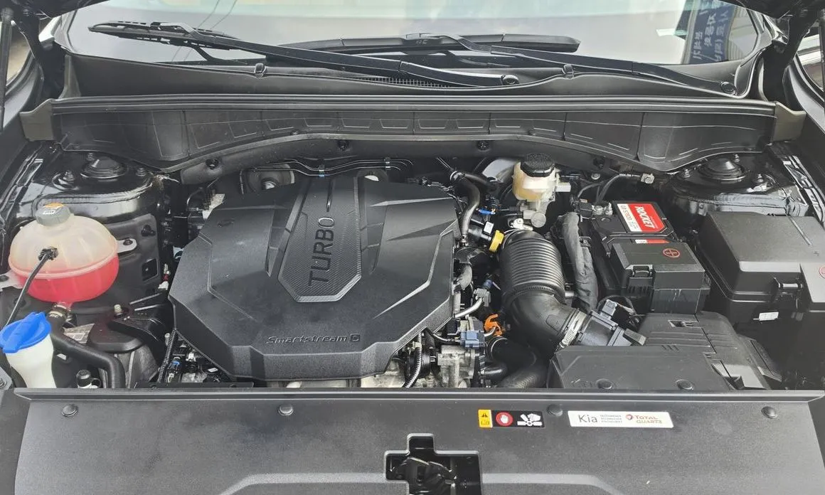 Kia Sorento — фото 7