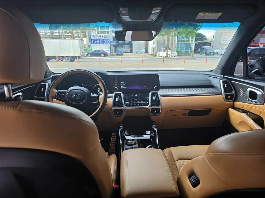Kia Sorento — фото 4