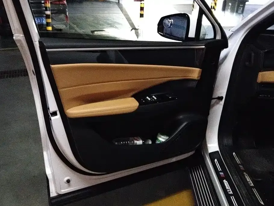 Geely Galaxy L7 — фото 8