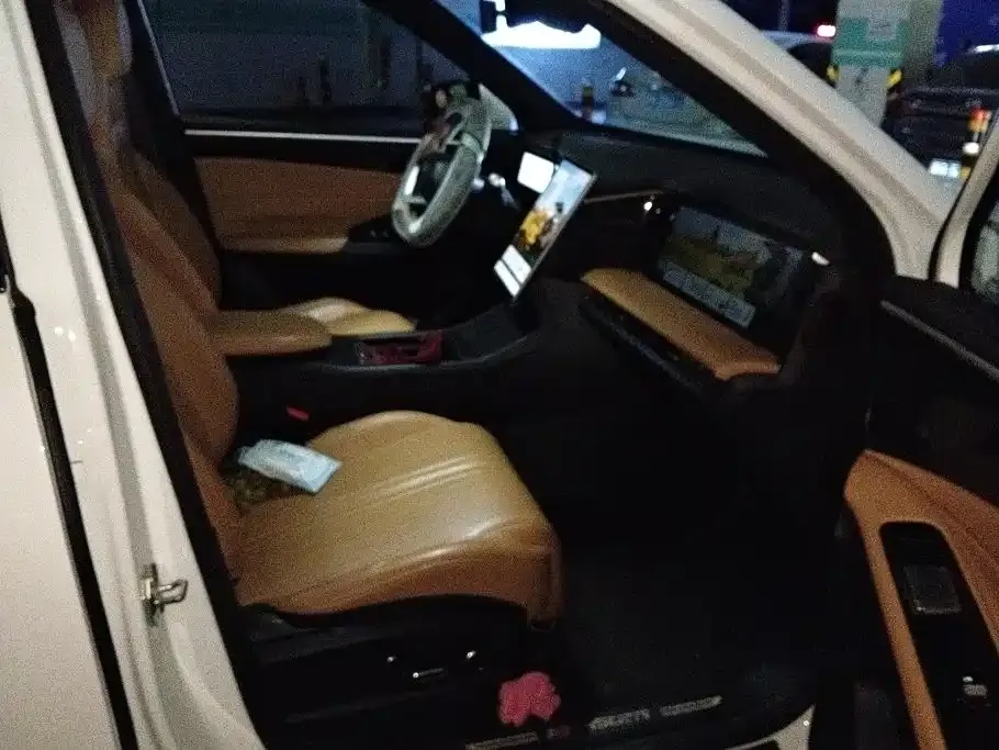Geely Galaxy L7 — фото 6