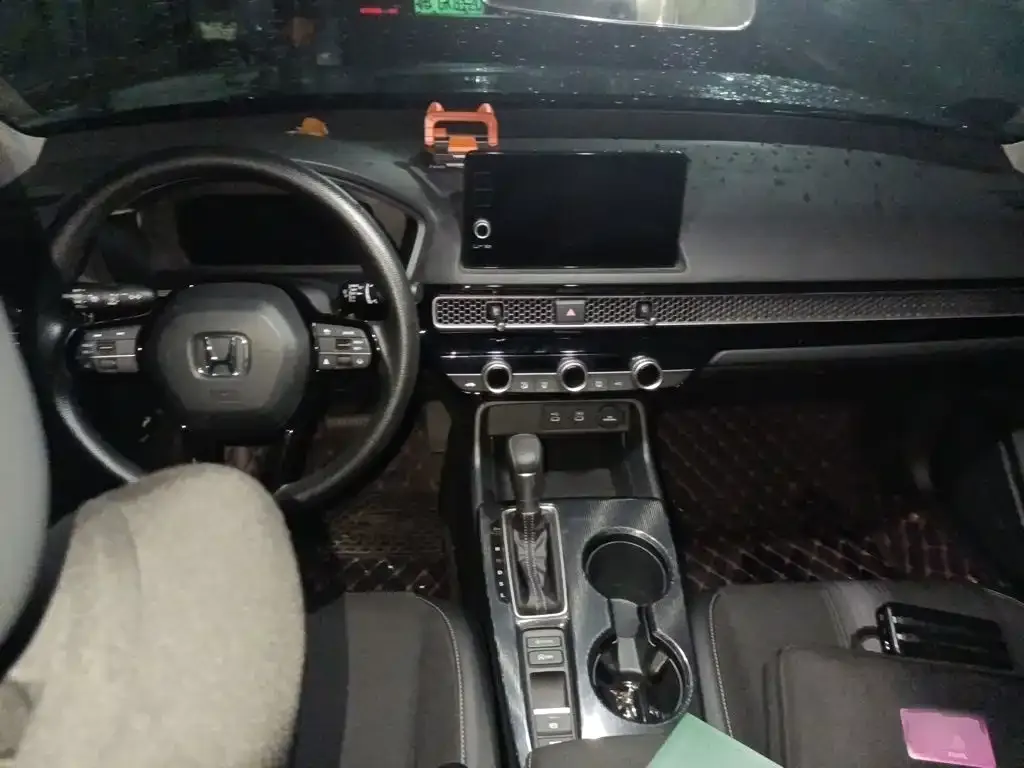 Honda Civic — фото 7