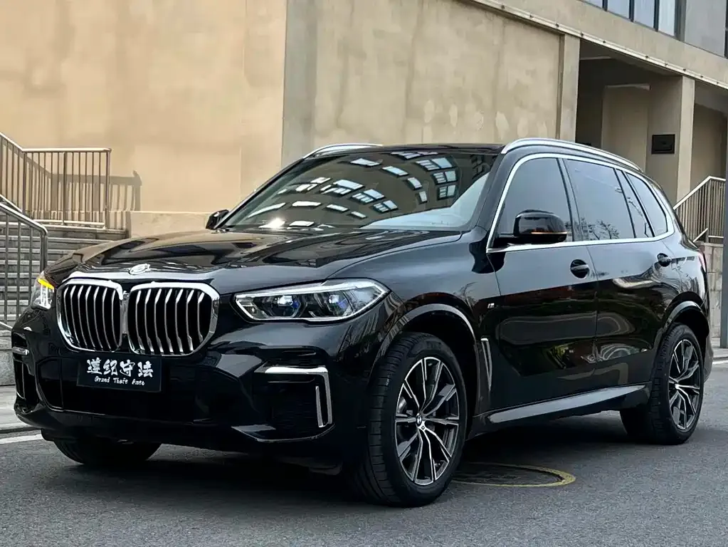BMW X5 — фото 1