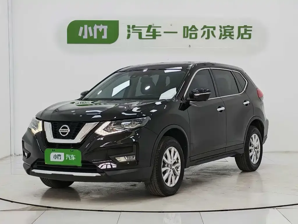 Nissan X-Trail — фото 1