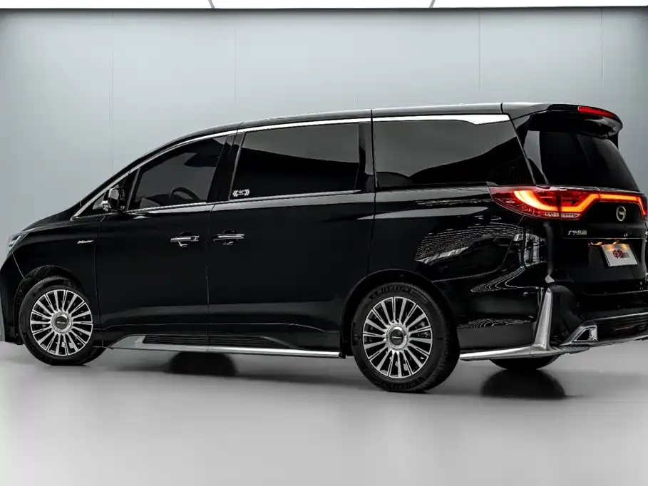 GAC Motor Trumpchi M8 — фото 10