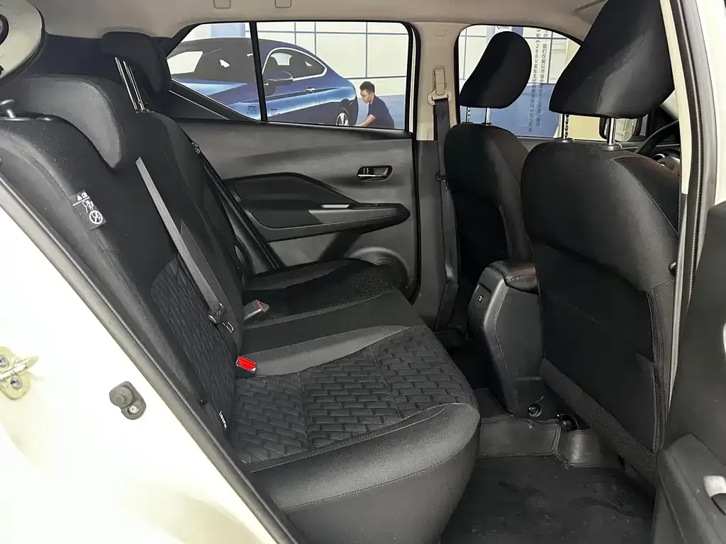 Nissan Kicks — фото 5