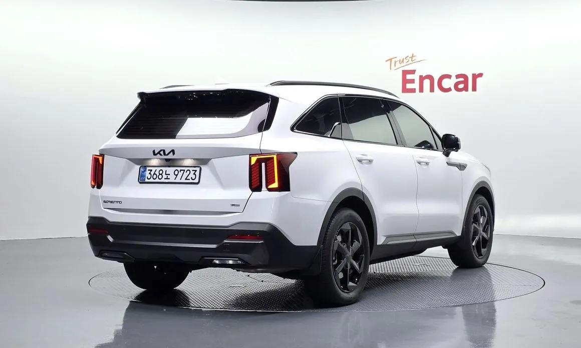 Kia Sorento — фото 9