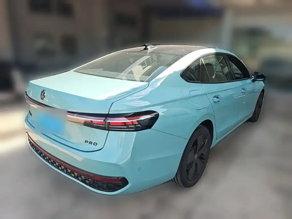 Volkswagen Passat — фото 5