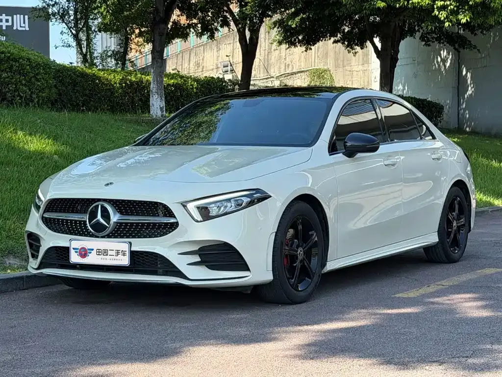 Mercedes-Benz A-Class — фото 1