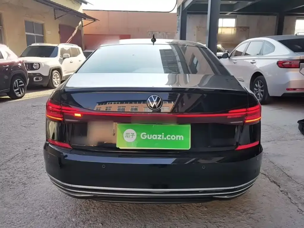 Volkswagen Passat — фото 5
