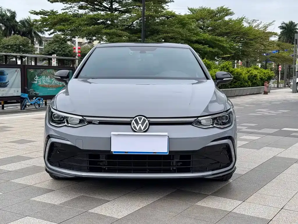 Volkswagen Golf — фото 5