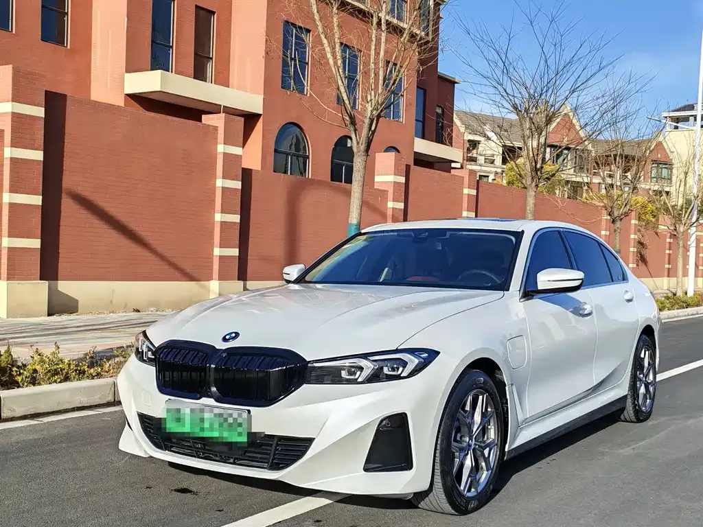 BMW i3 — фото 1