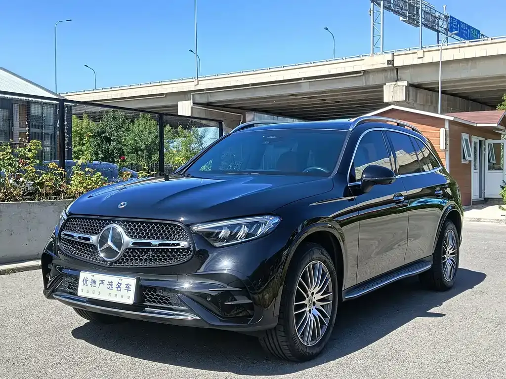 Mercedes-Benz GLC — фото 1