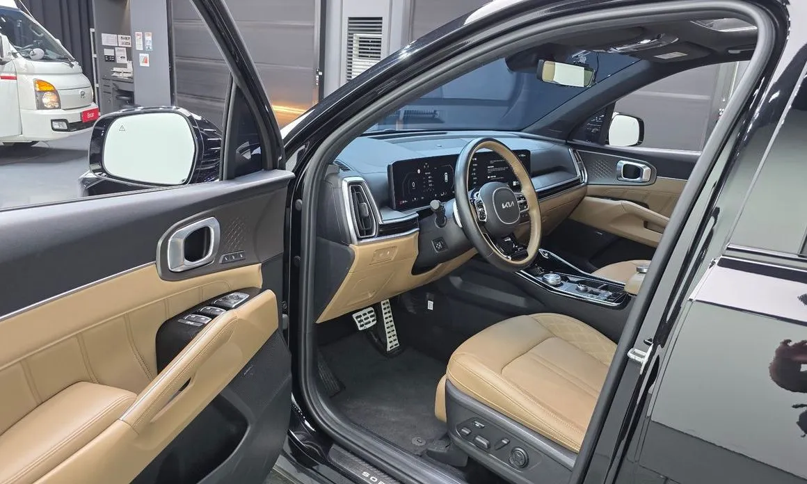 Kia Sorento — фото 9